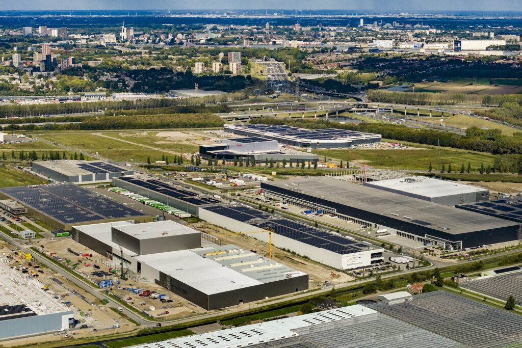 Luchtfoto van bedrijventerrein Nieuw Reijerwaard